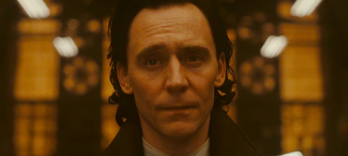 Loki retorna sem tempo a perder em estreia da 2ª temporada | Recap