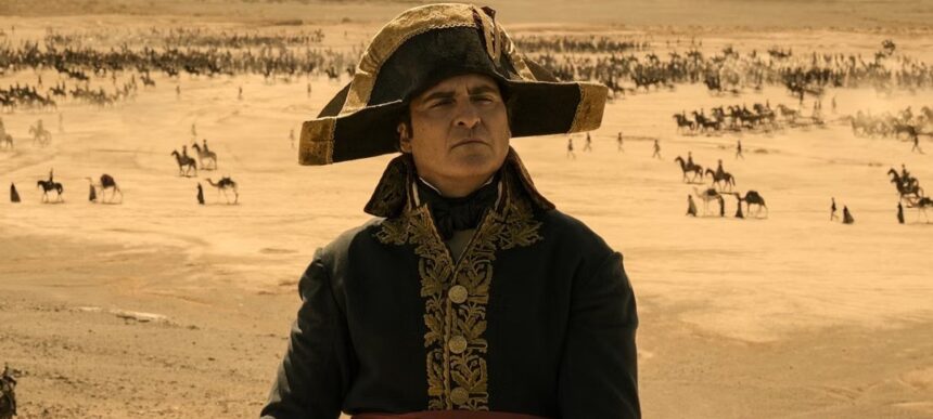 Joaquin Phoenix diz que Napoleão historicamente correto seria “chato pra c*ralho”